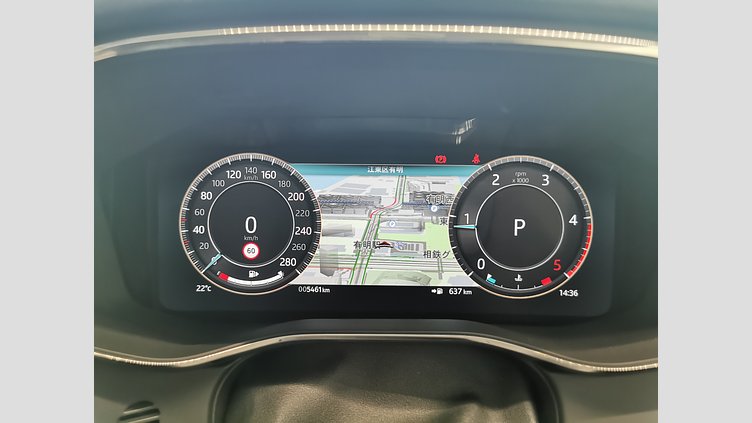 2024 認定中古車 Jaguar F-Pace オストゥーニパールホワイト D204 AWD（オートマチック）MHEV R-DYNAMIC SE