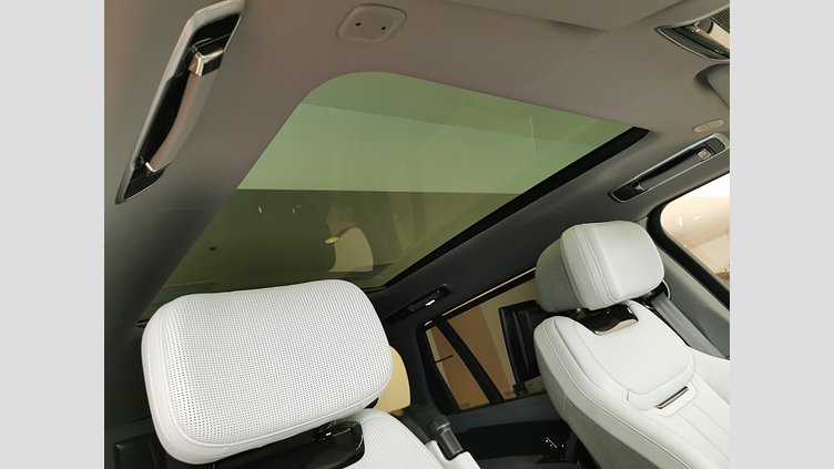 2024 認定中古車 Land Rover Range Rover アメジストグレイパープル - グロスフィニッシュ 615 AWD（AT） ロングホイールベース SV