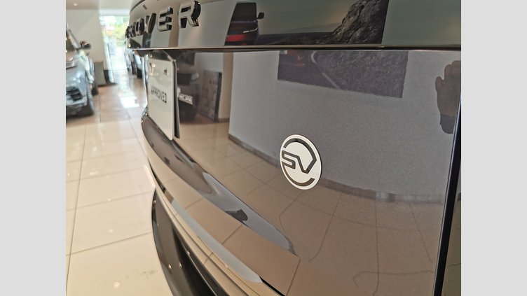 2024 認定中古車 Land Rover Range Rover アメジストグレイパープル - グロスフィニッシュ 615 AWD（AT） ロングホイールベース SV