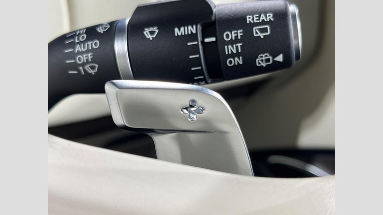 2023 認定中古車 Land Rover Range Rover フジホワイト P510 AWD PHEV（AT） スタンダードホイールベース AUTOBIOGRAPHY