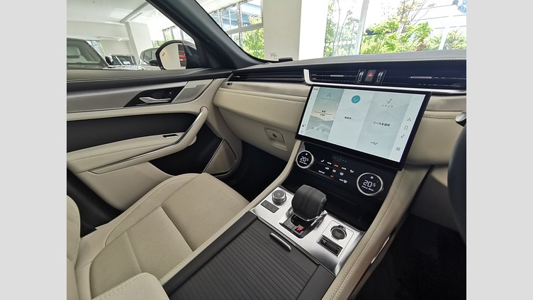 2024 認定中古車 Jaguar F-Pace カルパチアングレイ D204 AWD（オートマチック）MHEV R-DYNAMIC SE