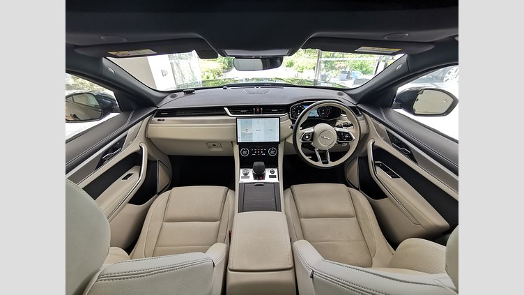 2024 認定中古車 Jaguar F-Pace カルパチアングレイ D204 AWD（オートマチック）MHEV R-DYNAMIC SE