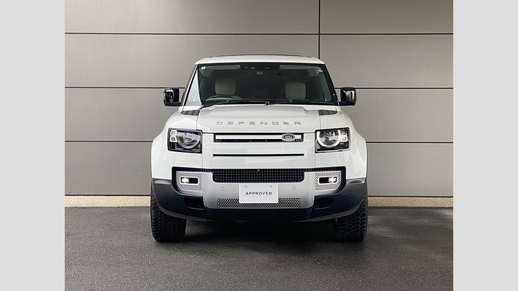 2022 認定中古車 Land Rover Defender 90 Fuji White 2.0 litre i4P Petrol HSE