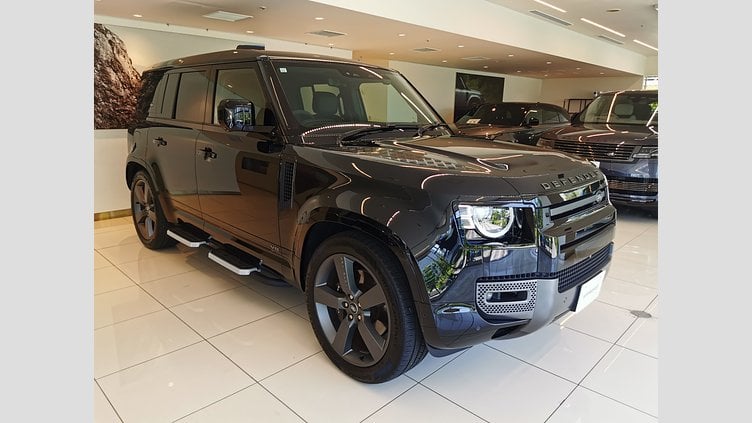 2024 認定中古車 Land Rover Defender 110 サントリーニブラック P525 AWD (AT) V8