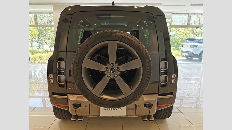 2024 認定中古車 Land Rover Defender 110 サントリーニブラック P525 AWD (AT) V8