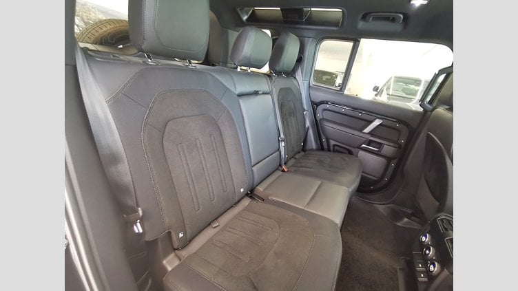 2024 認定中古車 Land Rover Defender 110 サントリーニブラック P525 AWD (AT) V8