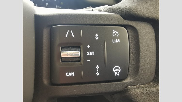 2024 認定中古車 Land Rover Defender 110 サントリーニブラック P525 AWD (AT) V8