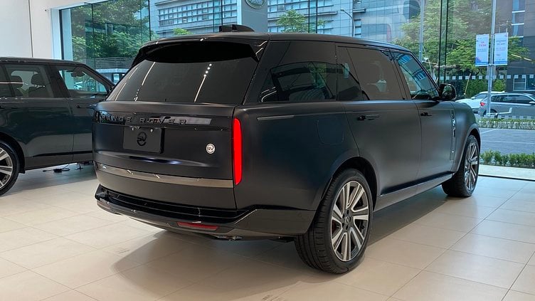 2024 新車 Land Rover Range Rover (1EU)Ligurian Black 利古里亞黑-緞光面 P615 汽油 (輕油電混合) 長軸距 SV