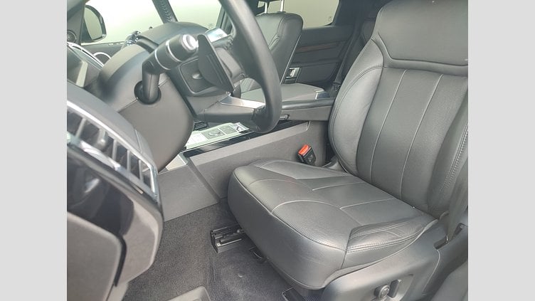 2020 JAZDENÉ VOZIDLÁ Land Rover Discovery Carpatian Grey 4x4 3.0D SDV6 306k HSE AWD A/T