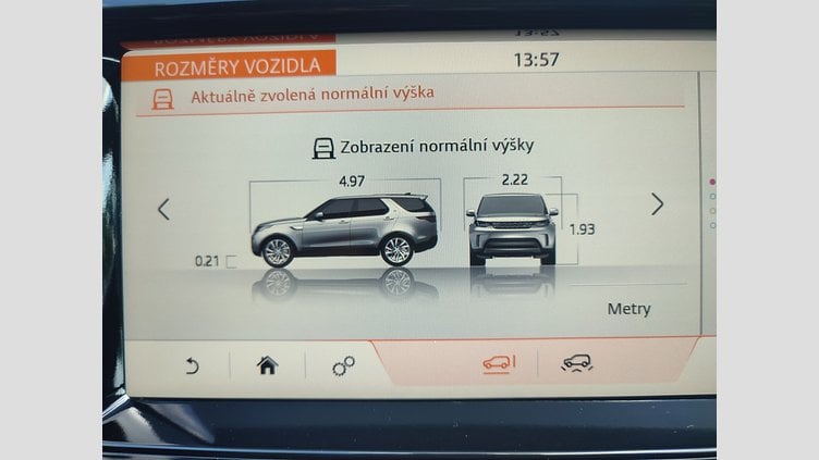 2020 JAZDENÉ VOZIDLÁ Land Rover Discovery Carpatian Grey 4x4 3.0D SDV6 306k HSE AWD A/T