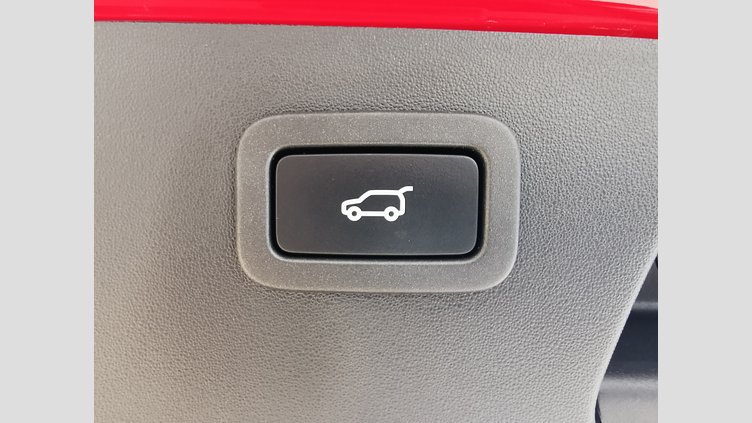 2018 認定中古車 Jaguar E-Pace カルデラレッド D180 オートマチック全輪駆動 S