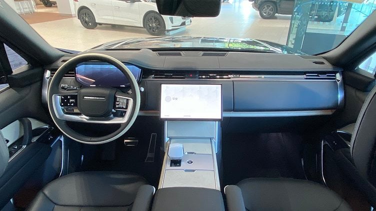 2024 新車 Land Rover Range Rover (1DV) Belgravia Green 貝爾格拉維亞綠 P615 汽油 (輕油電混合) 標準軸距 SV