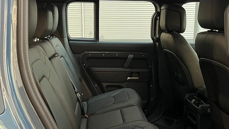 2025 新車 Land Rover Defender 110 Tasman Blue 3.0 litre i6D​ 110 X-Dynamic HSE