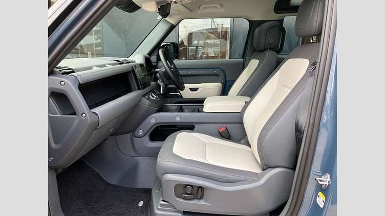 2024 認定中古車 Land Rover Defender 90 タスマンブルー D300 AWD（AT） X-DYNAMIC HSE