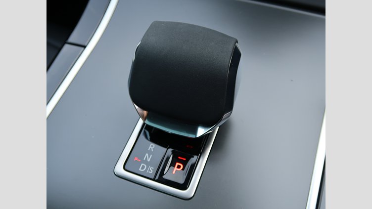 2024 認定中古車 Land Rover Range Rover Evoque フジホワイト P200（ガソリン） スタンダードホイールベース DYNAMIC SE