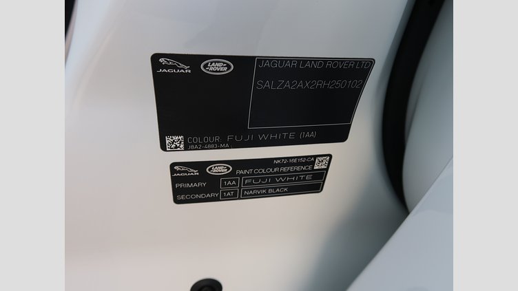 2024 認定中古車 Land Rover Range Rover Evoque フジホワイト P200（ガソリン） スタンダードホイールベース DYNAMIC SE