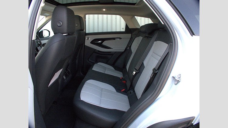 2024 認定中古車 Land Rover Range Rover Evoque アロイオスグレイ D200マイルドハイブリッド（ディーゼル） スタンダードホイールベース DYNAMIC SE