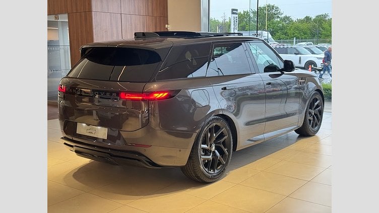 2025 SKLADOVÉ VOZIDLÁ Land Rover Range Rover Sport Charente Grey NEW Land Rover RANGE ROVER SPORT, 3.0D I6 300PS, SE