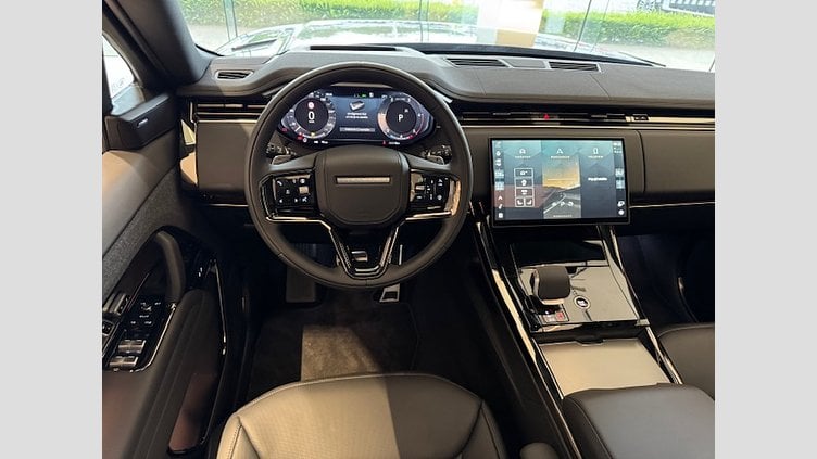 2025 SKLADOVÉ VOZIDLÁ Land Rover Range Rover Sport Charente Grey NEW Land Rover RANGE ROVER SPORT, 3.0D I6 300PS, SE