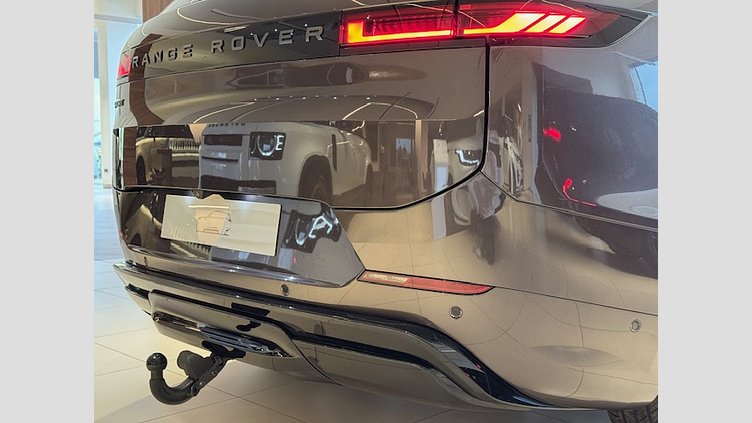 2025 SKLADOVÉ VOZIDLÁ Land Rover Range Rover Sport Charente Grey NEW Land Rover RANGE ROVER SPORT, 3.0D I6 300PS, SE