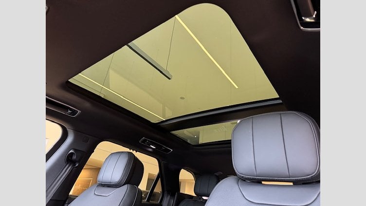 2025 SKLADOVÉ VOZIDLÁ Land Rover Range Rover Sport Charente Grey NEW Land Rover RANGE ROVER SPORT, 3.0D I6 300PS, SE