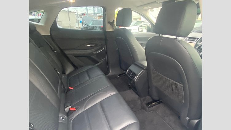 2022 認定中古車 Jaguar E-Pace フジ ホワイト D200 AWD（オートマチック） S
