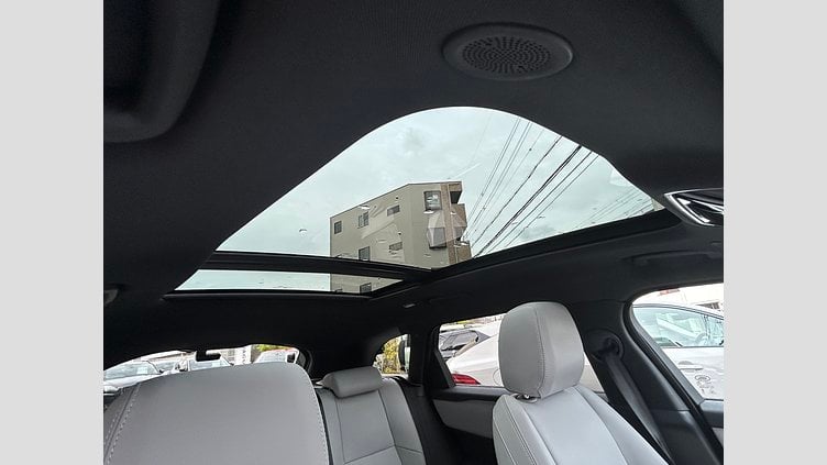 2024 認定中古車 Land Rover Range Rover Velar サントリーニブラック D200（ディーゼル） Dynamic SE