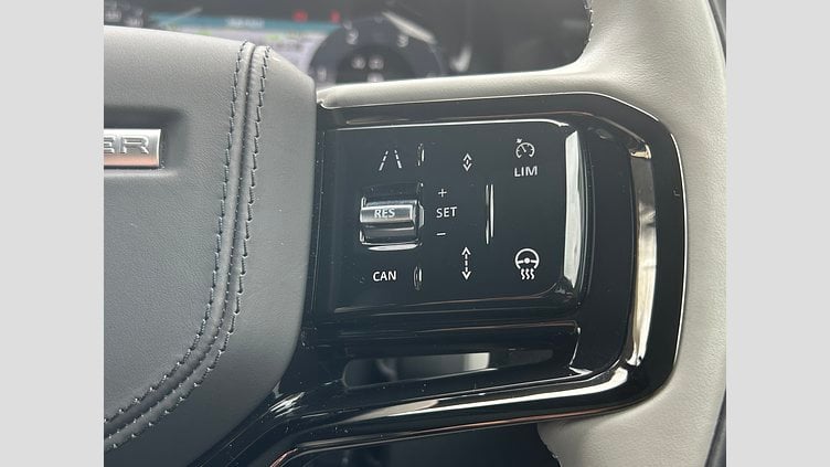 2024 認定中古車 Land Rover Range Rover Velar サントリーニブラック D200（ディーゼル） Dynamic SE