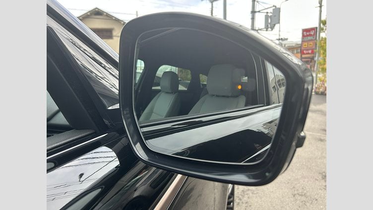 2024 認定中古車 Land Rover Range Rover Velar サントリーニブラック D200（ディーゼル） Dynamic SE