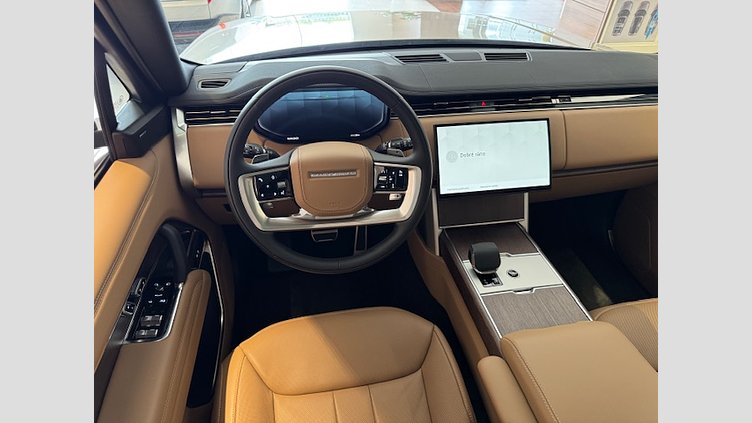 2025 SKLADOVÉ VOZIDLÁ Land Rover Range Rover Zlatá Sunset NEW.
 Land Rover RANGE ROVER
