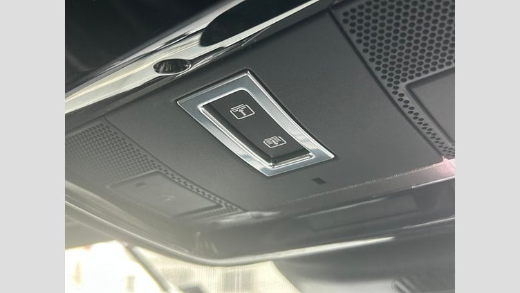 2020 認定中古車 Land Rover Range Rover Velar サントリーニブラック D180 R-DYNAMIC SE