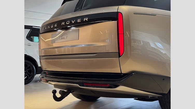 2025 SKLADOVÉ VOZIDLÁ Land Rover Range Rover Zlatá Sunset NEW.
 Land Rover RANGE ROVER