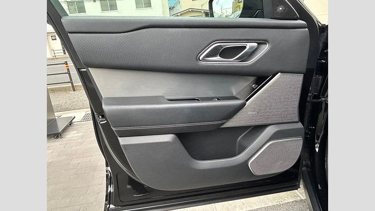 2020 認定中古車 Land Rover Range Rover Velar サントリーニブラック D180 R-DYNAMIC SE
