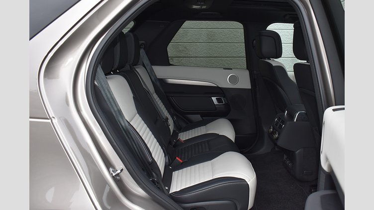 2024 認定中古車 Land Rover Discovery ランタオブロンズ D300マイルドハイブリッド（ディーゼル） スタンダードホイールベース Dynamic SE