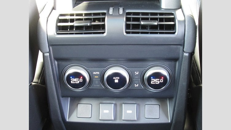 2023 認定中古車 Land Rover Defender 110 ランタオブロンズ P300 AWD（AT） SE
