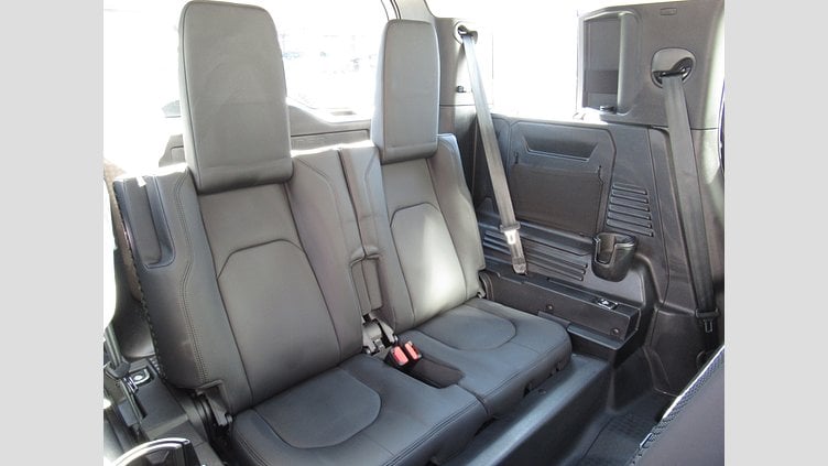 2023 認定中古車 Land Rover Defender 110 ランタオブロンズ P300 AWD（AT） SE
