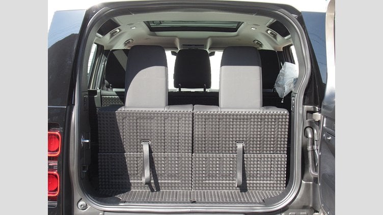 2023 認定中古車 Land Rover Defender 110 ランタオブロンズ P300 AWD（AT） SE