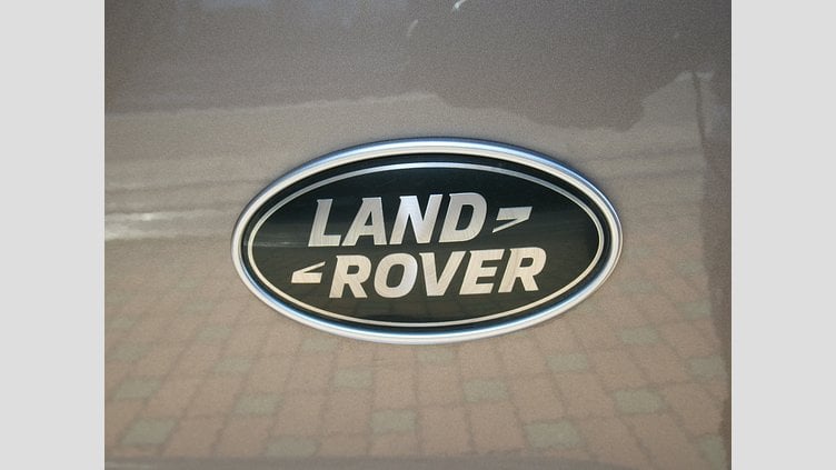 2023 認定中古車 Land Rover Defender 110 ランタオブロンズ P300 AWD（AT） SE