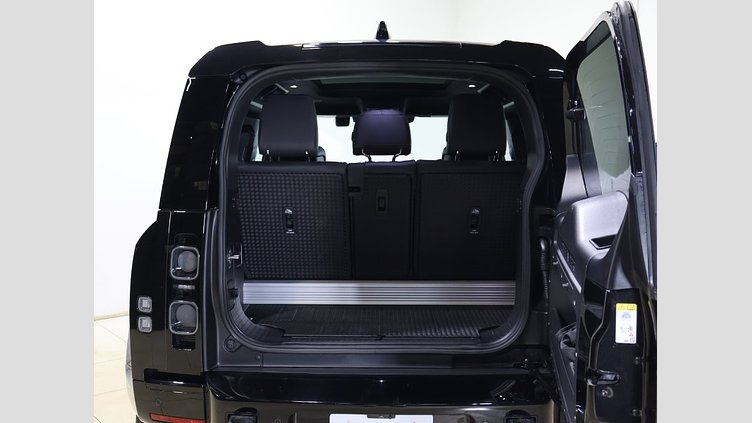 2024 認定中古車 Land Rover Defender 90 サントリーニブラック P525 AWD (AT) V8