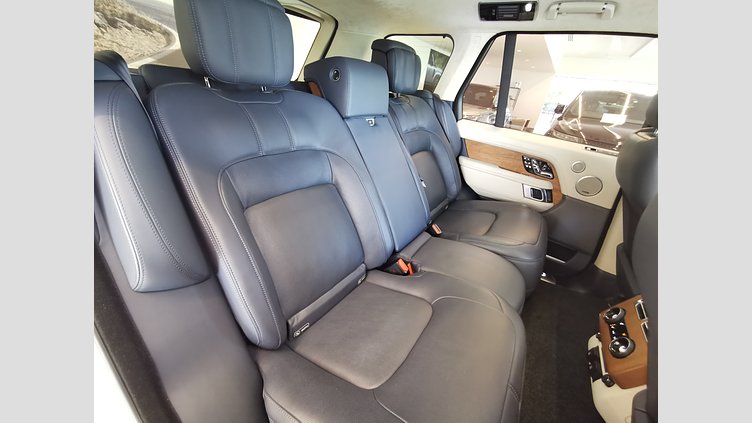 2018 認定中古車 Land Rover Range Rover Fuji White 3.0 V6 Dsl Mono Turbo Std Flow AUTOBIOGURAPHY