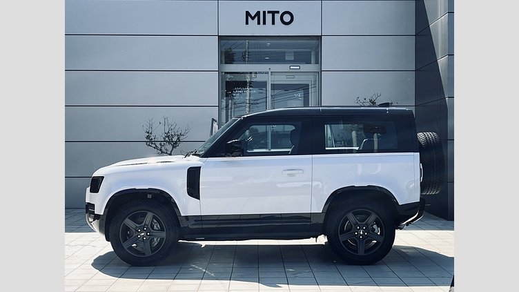 2024 認定中古車 Land Rover Defender 90 フジホワイト D300 AWD（AT） X-DYNAMIC SE