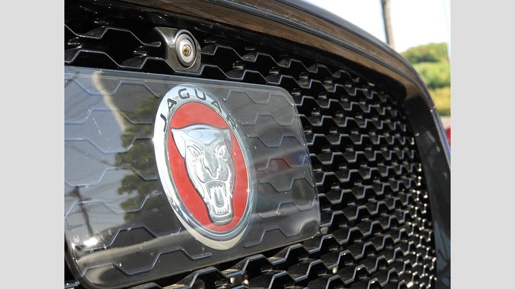 2020 認定中古車 Jaguar F-Pace Portofino Blue 2.0L I4 Pet Mid DOHC AJ200 P250 R-Sport