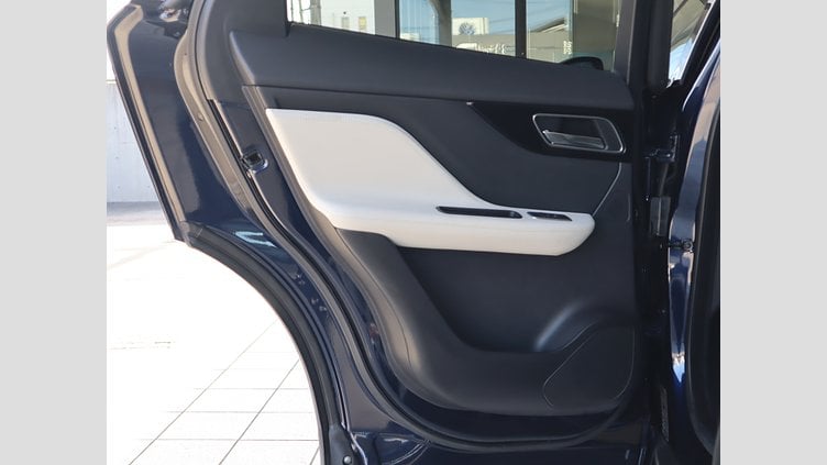 2020 認定中古車 Jaguar F-Pace Portofino Blue 2.0L I4 Pet Mid DOHC AJ200 P250 R-Sport