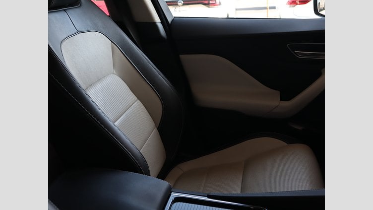 2020 認定中古車 Jaguar F-Pace Portofino Blue 2.0L I4 Pet Mid DOHC AJ200 P250 R-Sport