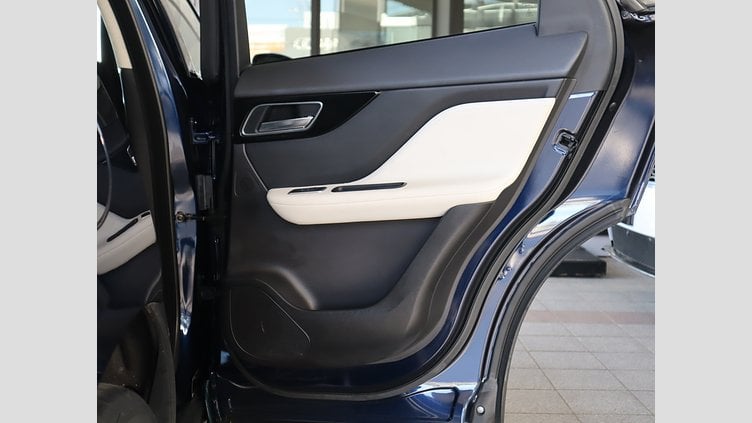 2020 認定中古車 Jaguar F-Pace Portofino Blue 2.0L I4 Pet Mid DOHC AJ200 P250 R-Sport