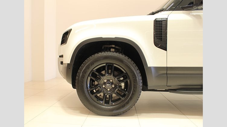 2021 Approved Land Rover Defender 90 Fuji White AWD 300PS S