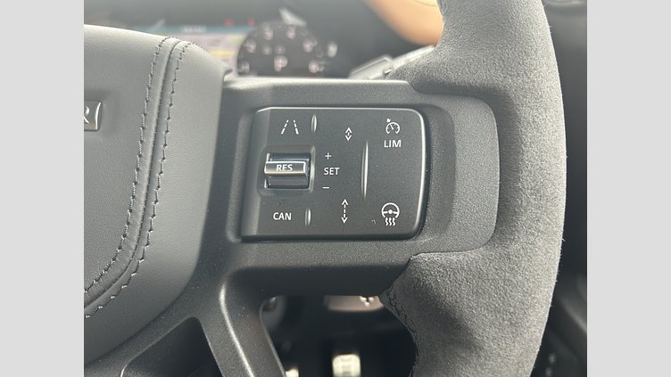 2023 認定中古車 Land Rover Defender 90 カルパチアングレイ P525 AWD (AT) V8