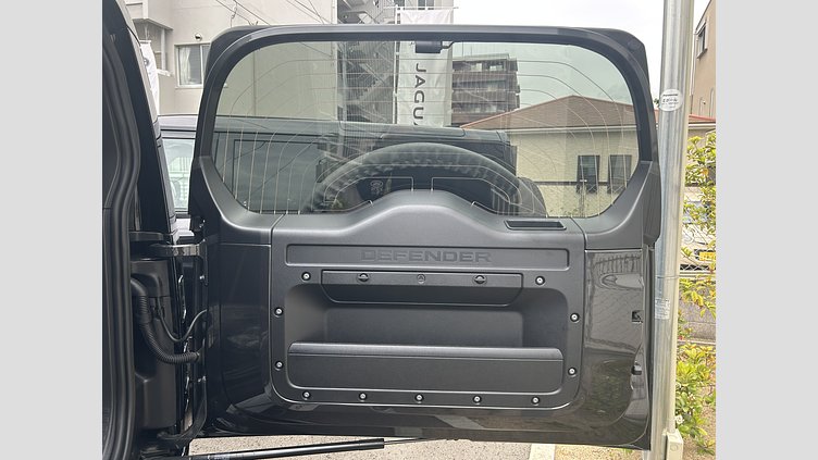 2023 認定中古車 Land Rover Defender 90 カルパチアングレイ P525 AWD (AT) V8