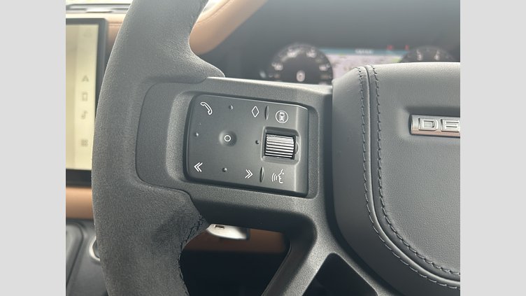 2023 認定中古車 Land Rover Defender 90 カルパチアングレイ P525 AWD (AT) V8