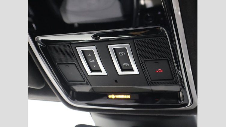 2022 認定中古車 Land Rover Range Rover Sport SVO Premium Palette Grey 5.0L V8スーパーチャージドガソリン 575PS SVR